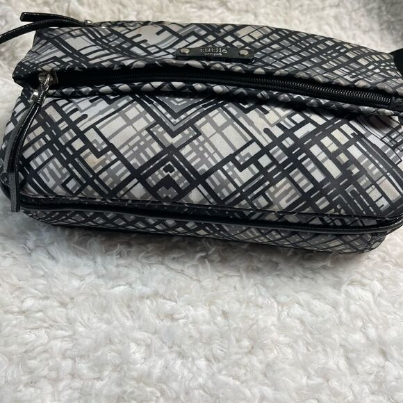 Tutilo New York gray and black Nylon crossbody bag adjustable strap - Picture 9 of 13